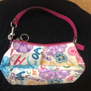 Super Cute Coach Shoulder Bag.